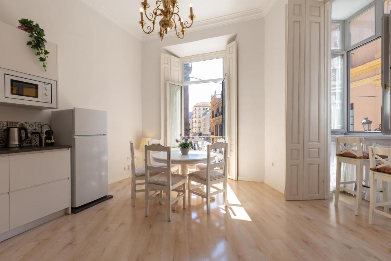 Luminoso Apartamento De Dos Habitaciones Con Vistas A Las Catedral Málaga Extérieur photo